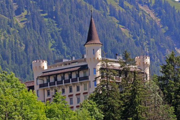 0542022inGstaad.jpg